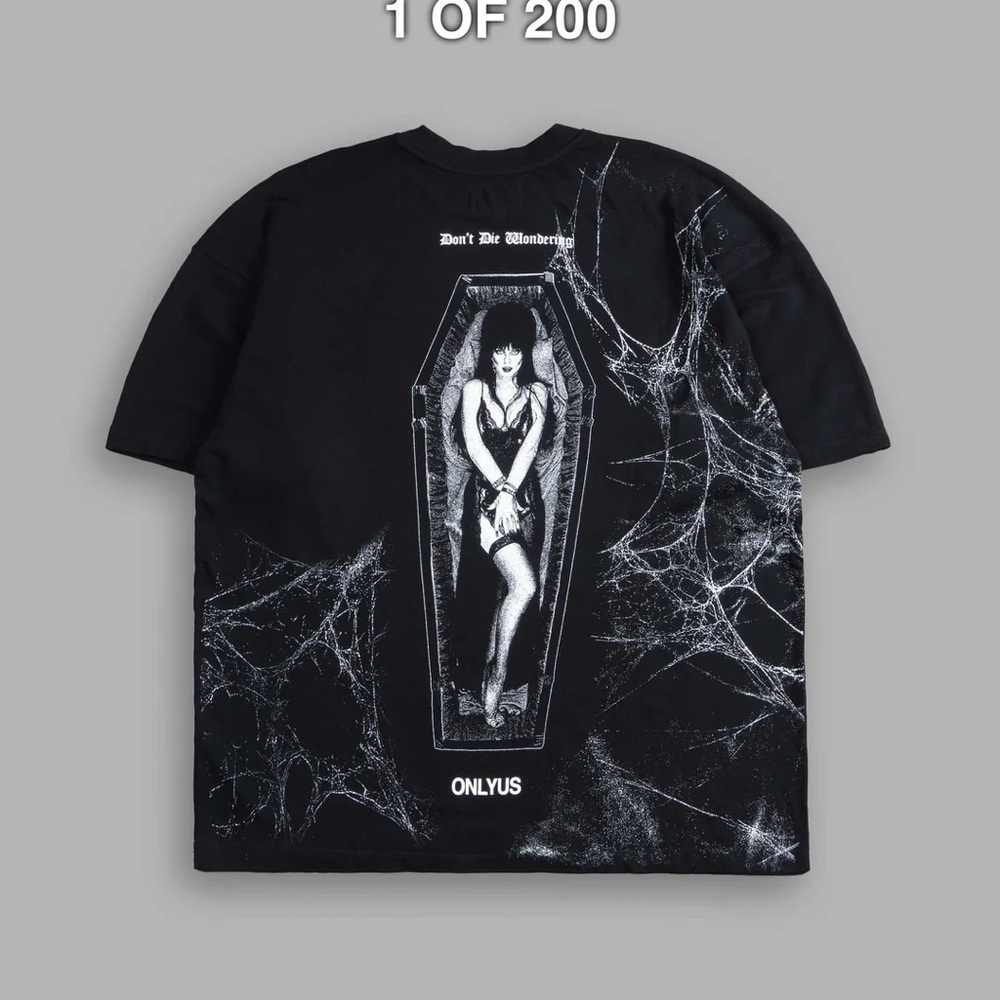 DON'T DIE WONDERING "SIDE-BY-SIDE" TEE  IN BLACK
